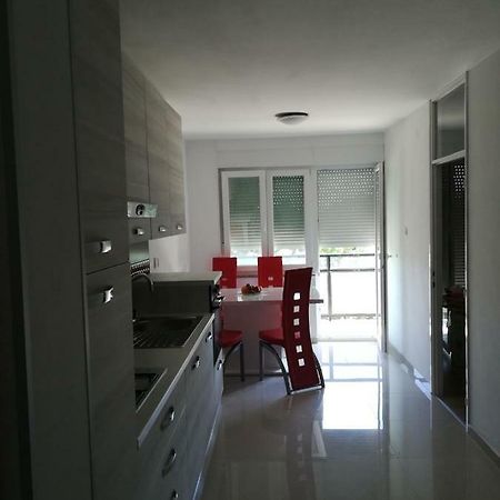 Apartman Tonika Pula Ngoại thất bức ảnh